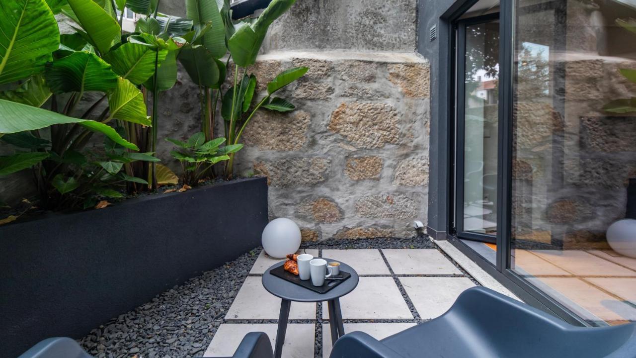 Premium 2Br Flat Near Santa Catarina By Lovelystay Porto Exterior photo